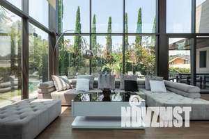 Коттедж 360м², 2-этажный, участок 7 сот.