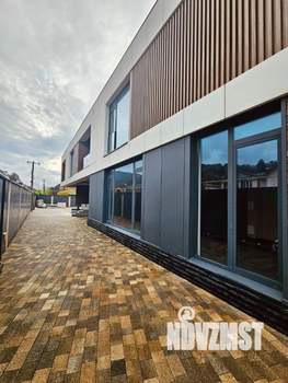 Дом 320м², 2-этажный, участок 4 сот.