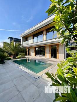 Коттедж 300м², 3-этажный, участок 7 сот.