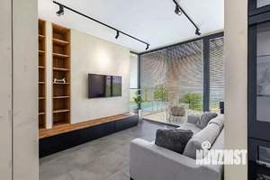 Дом 190м², 2-этажный, участок 6 сот.