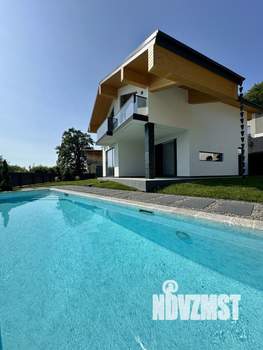 Дом 180м², 2-этажный, участок 5 сот.