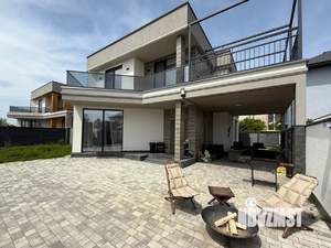 Дом 232м², 2-этажный, участок 4 сот.