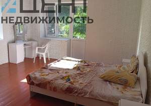 Дом 278м², 3-этажный, участок 5 сот.