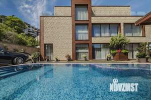 Дом 300м², 2-этажный, участок 10 сот.