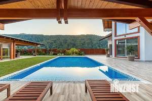 Дом 350м², 2-этажный, участок 12 сот.