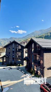 Дом 204м², 3-этажный, участок 3 сот.