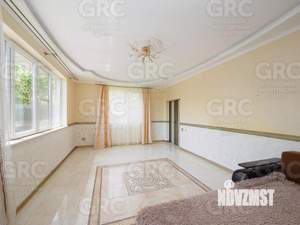 Дом 240м², 2-этажный, участок 10 сот.