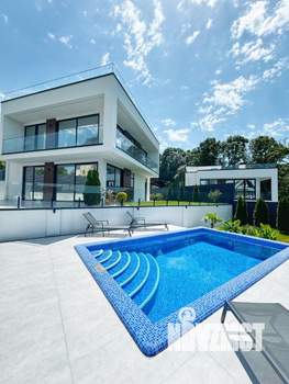 Дом 300м², 2-этажный, участок 6 сот.