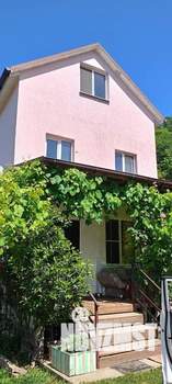 Дом 130м², 3-этажный, участок 5 сот.