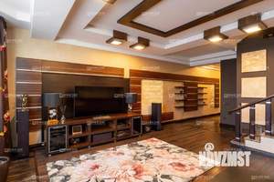 Таунхаус 270м², 3-этажный, участок 1 сот.