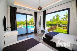 Дом 140м², 1-этажный, участок 6 сот.