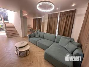 Дом 210м², 2-этажный, участок 7 сот.