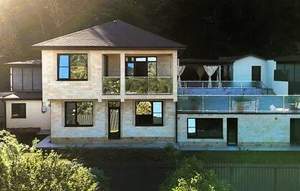 Дом 160м², 3-этажный, участок 5 сот.