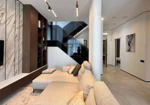 Дом 270м², 2-этажный, участок 5 сот.