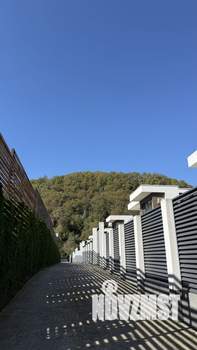 Дом 220м², 2-этажный, участок 8 сот.