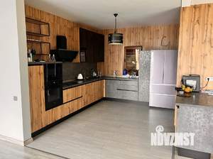 Коттедж 290м², 2-этажный, участок 8 сот.