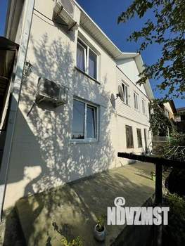 Дом 184м², 2-этажный, участок 6 сот.