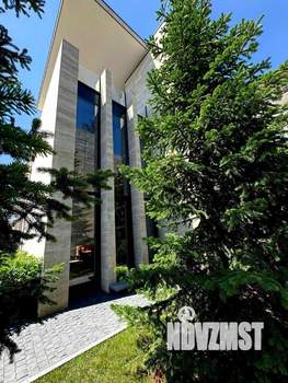 Коттедж 252м², 3-этажный, участок 4 сот.