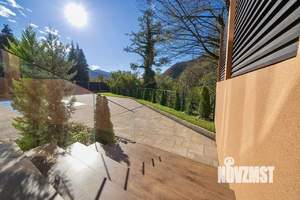 Дом 330м², 2-этажный, участок 12 сот.