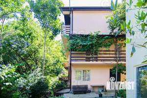 Дом 95м², 3-этажный, участок 2 сот.