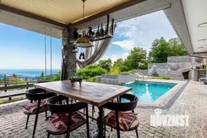 Коттедж 330м², 3-этажный, участок 25 сот.