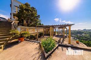 Дом 780м², 3-этажный, участок 120 сот.