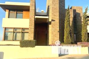 Дом 300м², 2-этажный, участок 6 сот.