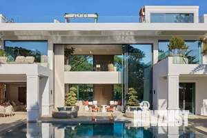 Дом 780м², 2-этажный, участок 25 сот.