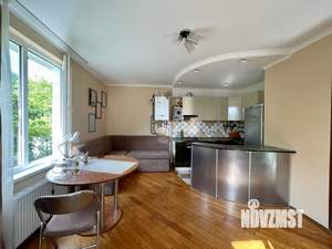 Дом 136м², 3-этажный, участок 8 сот.