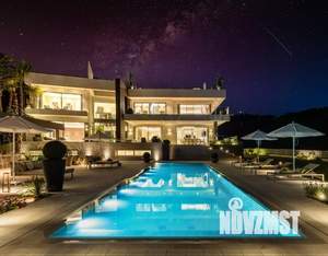 Дом 500м², 2-этажный, участок 30 сот.