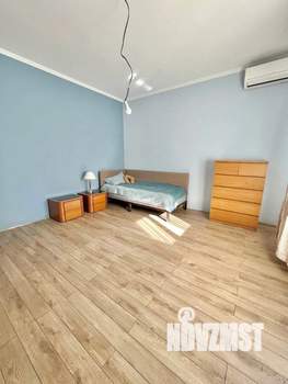 Дом 291м², 2-этажный, участок 7 сот.