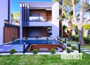 Дом 300м², 2-этажный, участок 8 сот.