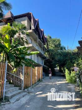 Коттедж 330м², 3-этажный, участок 3 сот.