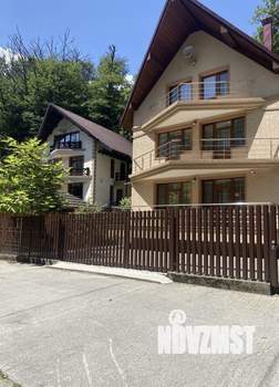 Дом 176м², 3-этажный, участок 4 сот.