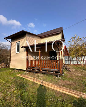 Дом 90м², 2-этажный, участок 8 сот.