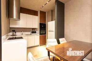 Дом 300м², 2-этажный, участок 9 сот.