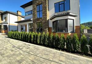 Дом 240м², 2-этажный, участок 5 сот.