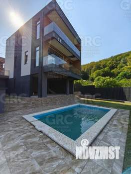 Дом 238м², 3-этажный, участок 4 сот.