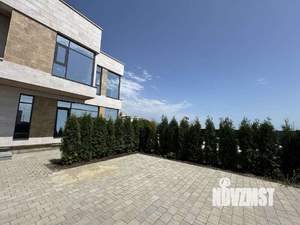 Дом 272м², 2-этажный, участок 7 сот.