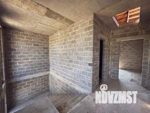 Коттедж 180м², 2-этажный, участок 6 сот.