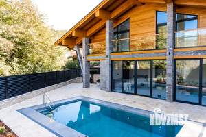 Дом 305м², 2-этажный, участок 8 сот.