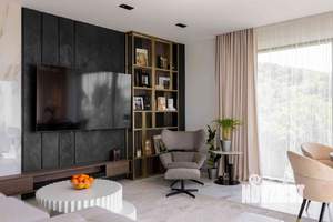 Дом 400м², 3-этажный, участок 7 сот.