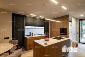 Дом 120м², 3-этажный, участок 3 сот.