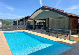 Дом 180м², 2-этажный, участок 5 сот.