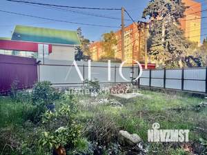 Дом 260м², 3-этажный, участок 8 сот.