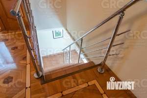 Дом 284м², 3-этажный, участок 5 сот.