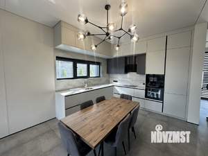 Дом 220м², 2-этажный, участок 9 сот.