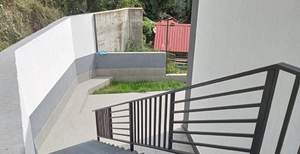 Дом 300м², 3-этажный, участок 5 сот.