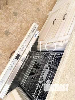 Дом 276м², 3-этажный, участок 5 сот.