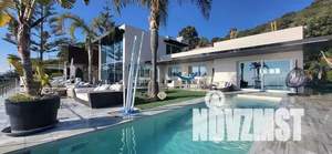 Коттедж 500м², 4-этажный, участок 20 сот.